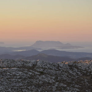 Tavolara widziana z góry Punta Cupeti