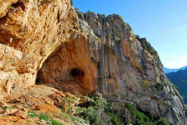 sardynia-siniscola-jaskinie-trekking-eleneportiche