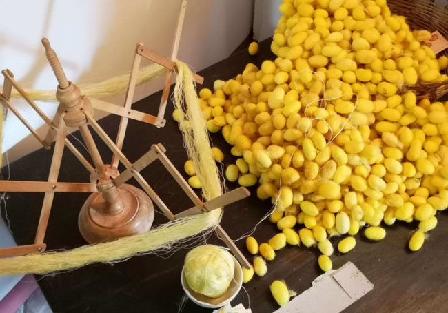 sardynia-orgosolo-sardynski-jedwab-wycieczki