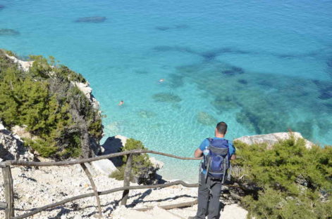 Trekking w górach Supramonte di Baunei na Cala Goloritze